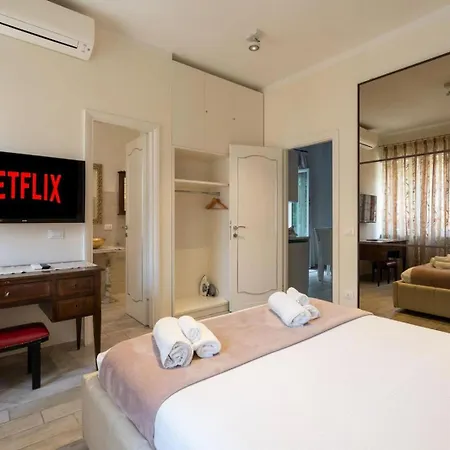 Vatican Historic Center -luxury Flat With Garden And Private Parking Rome