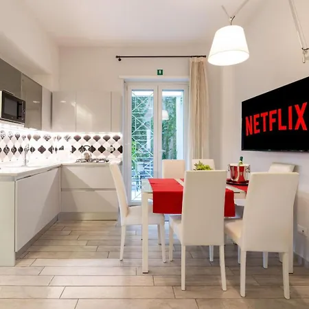 Apartment Vatican Historic Center -luxury Flat With Garden And Private Parking