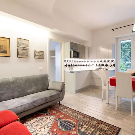 Vatican Historic Center -luxury Flat With Garden And Private Parking Apartment *